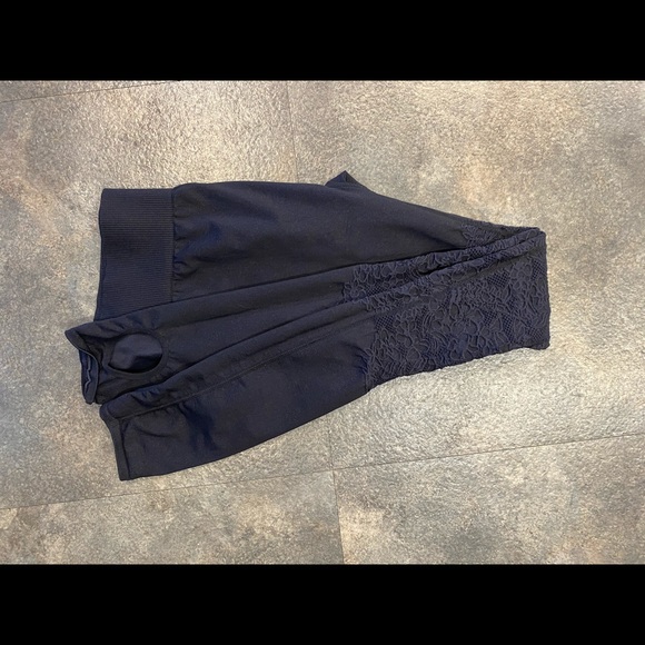 Fabletics leggings - Picture 4 of 4